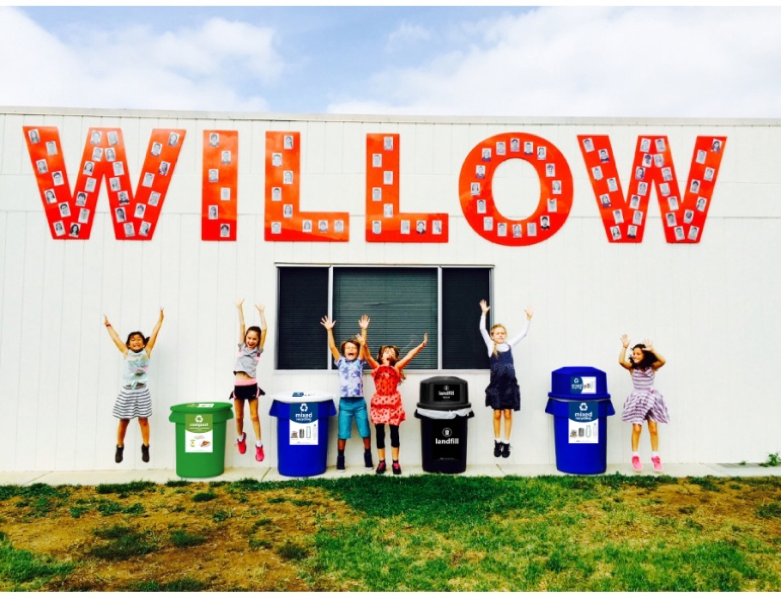 Children excited about the free standardized labels for their school’s recycling bins. (Photo courtesy of Las Virgenes School District, California) 